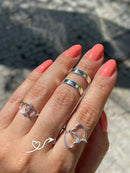 Anel Corações Entrelaçados em Prata 925