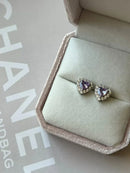 Brinco Coraçãozinho com Zircônia Cristal e Lilás em Prata 925 de Ródio Branco