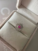 Pingente Girassol com Zircônia Cristal e Pink (Para Pulseira) em Prata 925 Banho de Ródio Branco